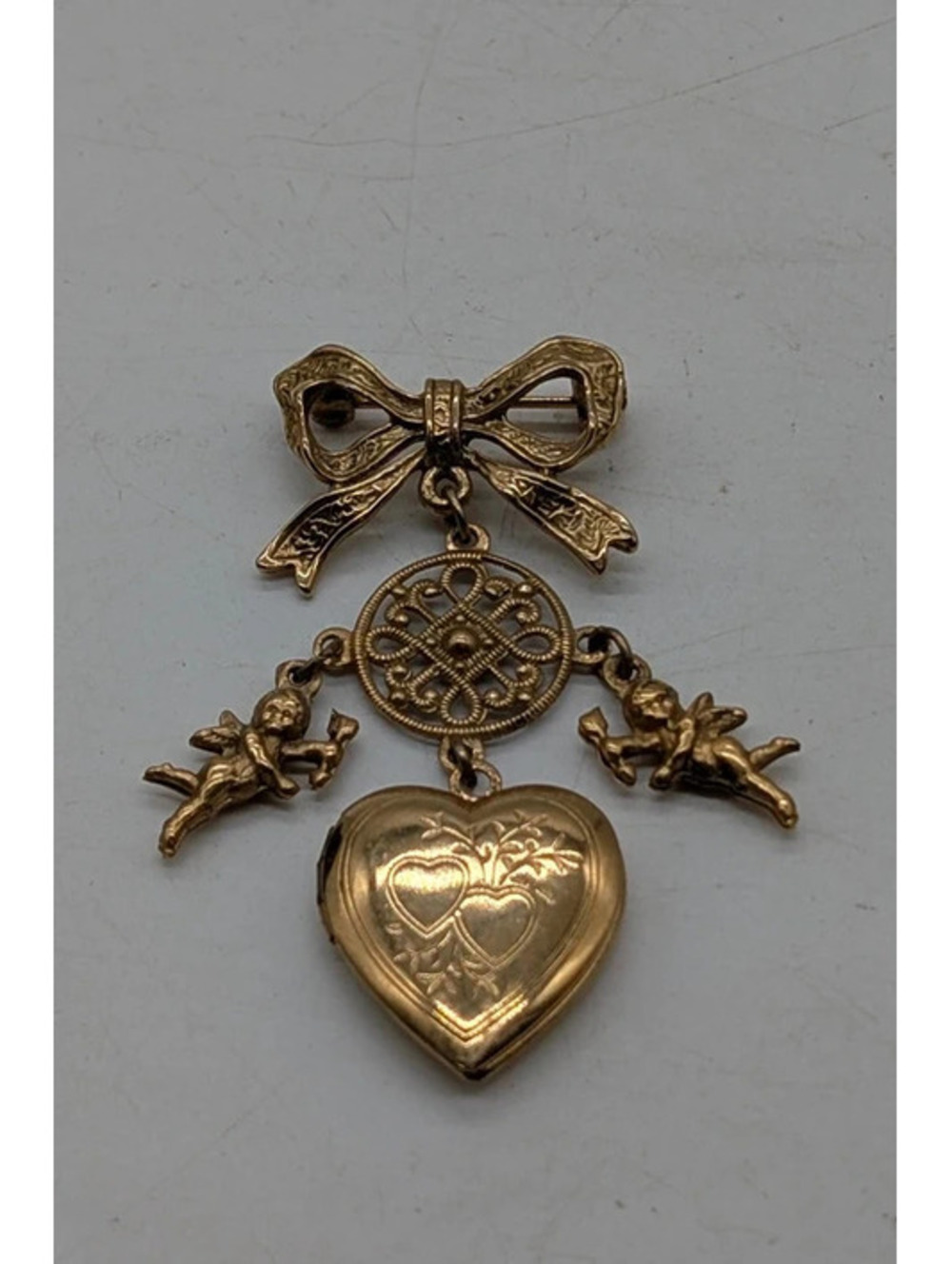 Vintage Gold Tone Cherub Ribbon Heart Locket Brooch Pin